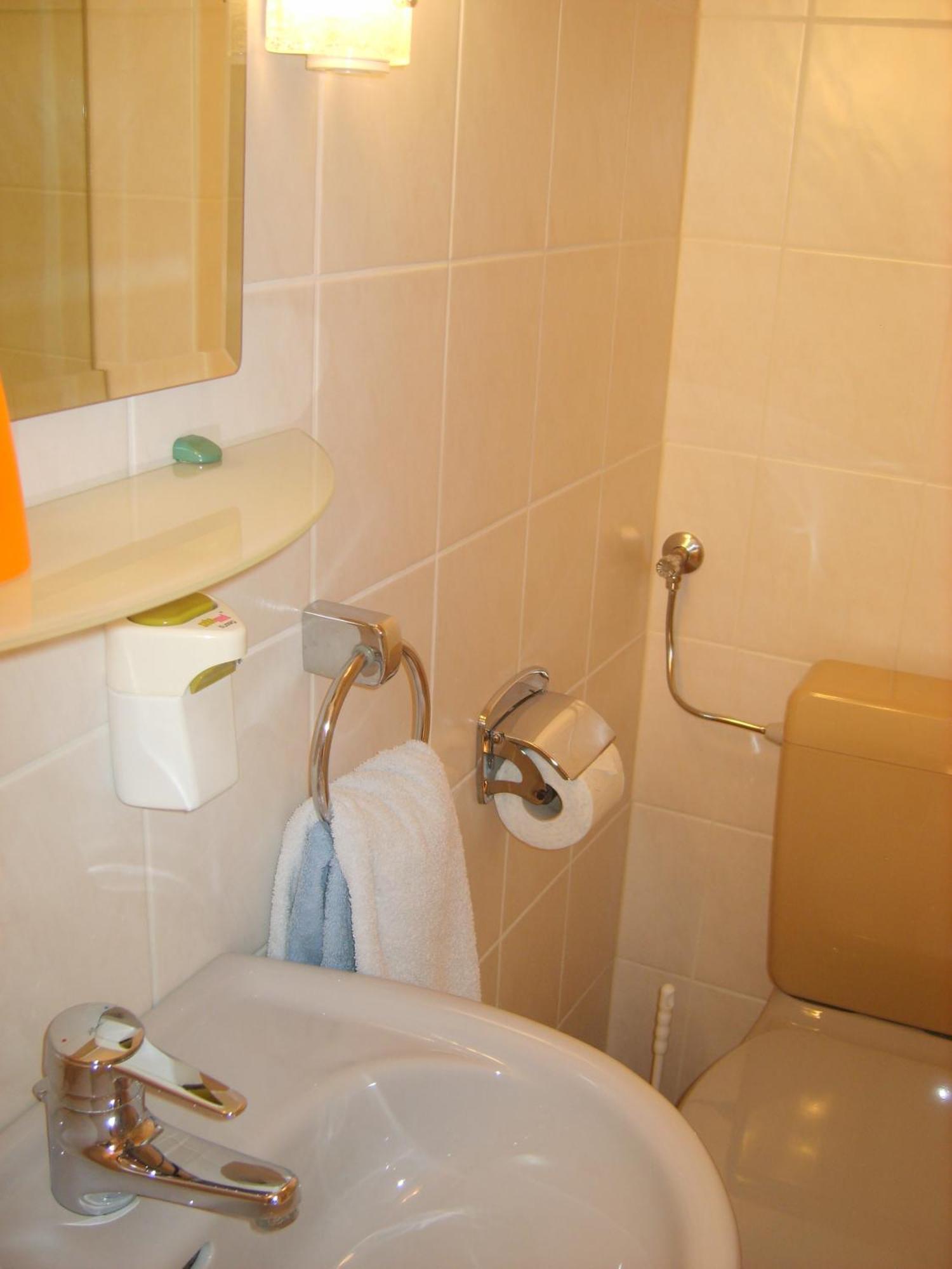 Landhotel Sperlingsberg Crimmitschau Екстер'єр фото