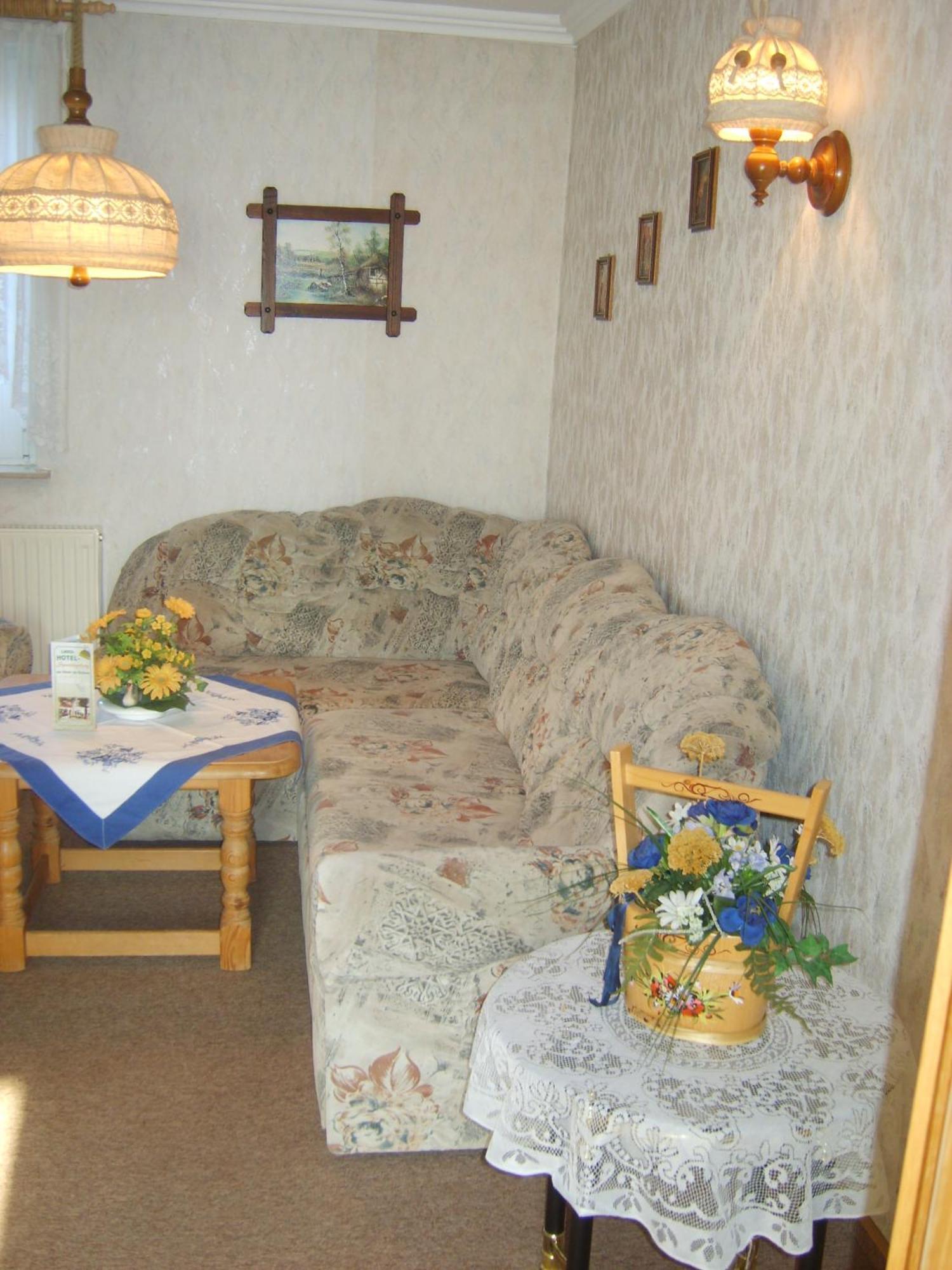 Landhotel Sperlingsberg Crimmitschau Екстер'єр фото